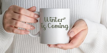 Christmas Heartscript Font Poster 6