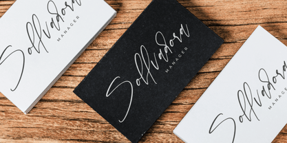 Roberthone Signatera Font Poster 3