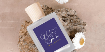 Belati Sophia Font Poster 3