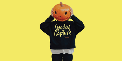 Hallow Mistelar Font Poster 4