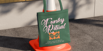 Mintac Font Poster 3