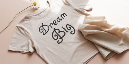 Strawberry Charm Font Poster 5