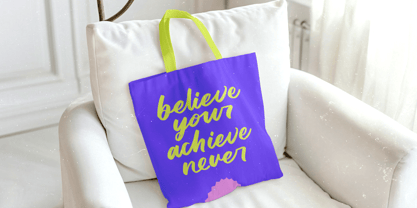 Dhaily Cluter Font Poster 6