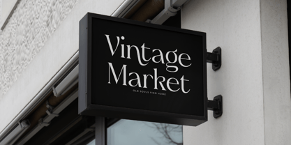 Almoda Karme Font Poster 8