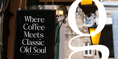 Almoda Karme Font Poster 6