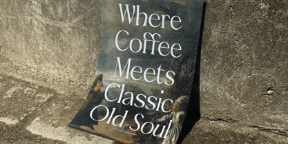 Almoda Karme Font Poster 4