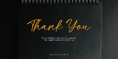 Mallia Font Poster 11