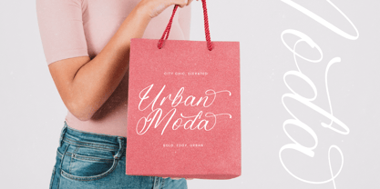Blodie Natalia Font Poster 5