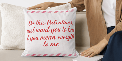 Valentine Rosyalin Font Poster 4
