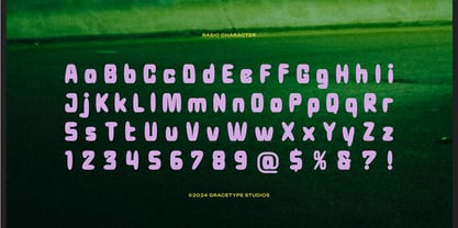 Poulens Font Poster 10
