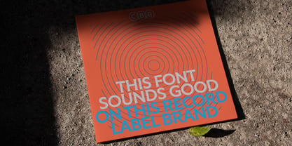 Capitale Font Poster 9