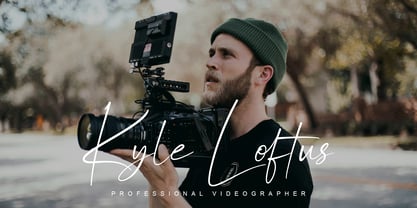 Sahuleka Signature Font Poster 4