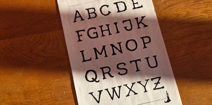 Aeterna Font Poster 5