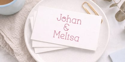 Dainty Hearts Font Poster 3