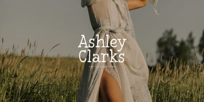 Coastal Notes Font Poster 4