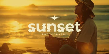 Summer Rhythm Font Poster 4
