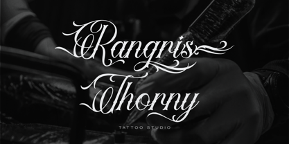 Royal Veins Font Poster 2