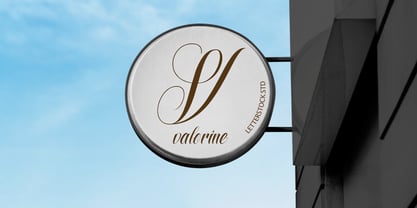 Valorine Font Poster 4