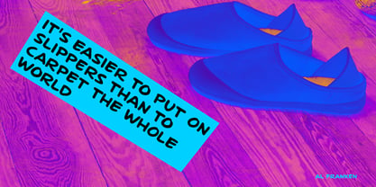 Pantoufle Pro Font Poster 2