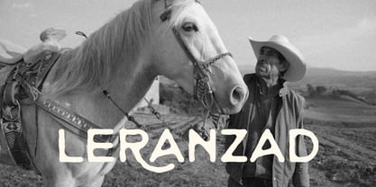 Tenquira Font Poster 4
