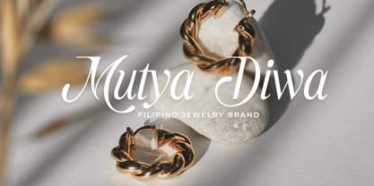 Pulseras Font Poster 5