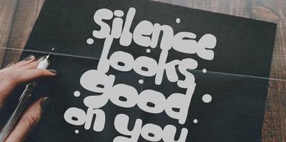 Mochimo Font Poster 12