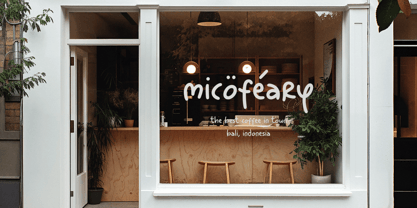 Miracle Friday Font Poster 5