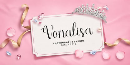 Kerling Script Font Poster 3