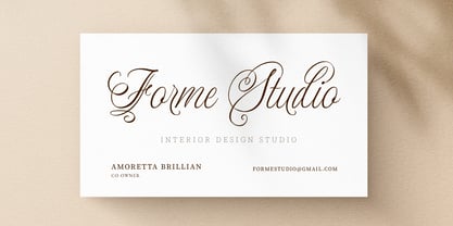 Dellatino Font Poster 3