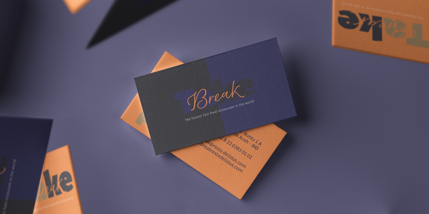 Delizius Script Latin Pro