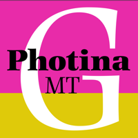 Photina MT Poster