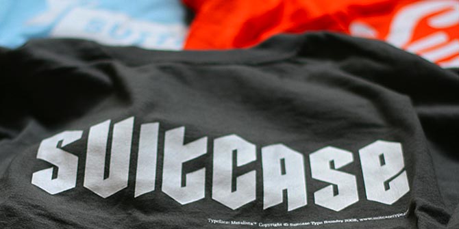 Camisetas Suitcase Type Foundry